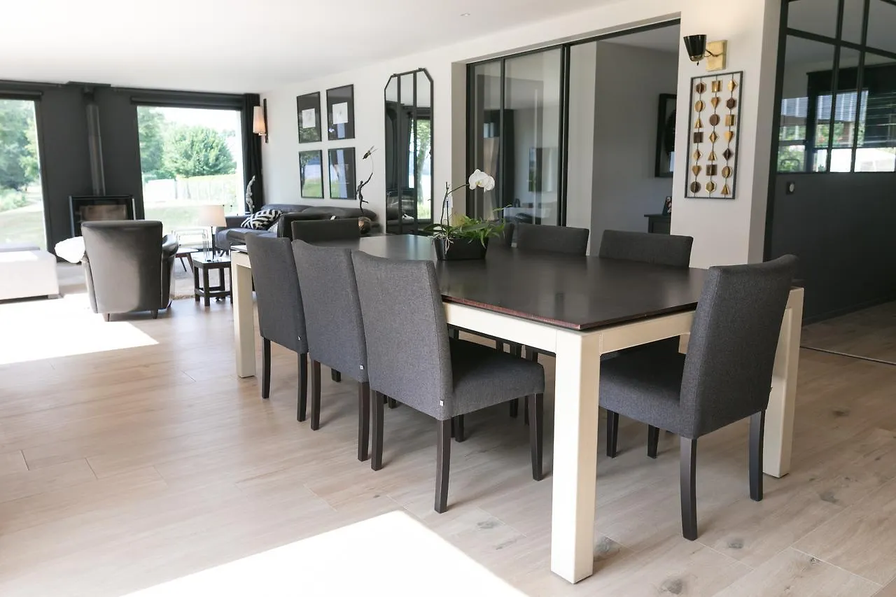 L'Hermine Du Lac - B&B Ploermel Taupont 5*,